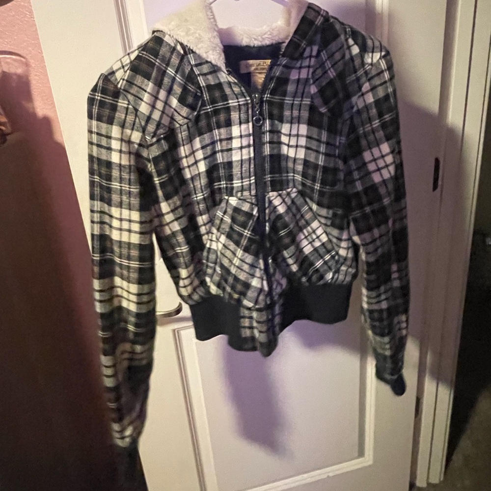 Woman’s cropped jacket